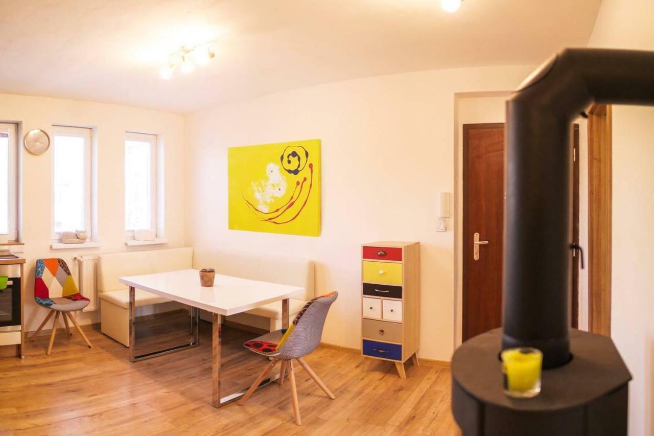 2 Bedroom Flat In The Heart Of Липтовски-Микулаш Экстерьер фото